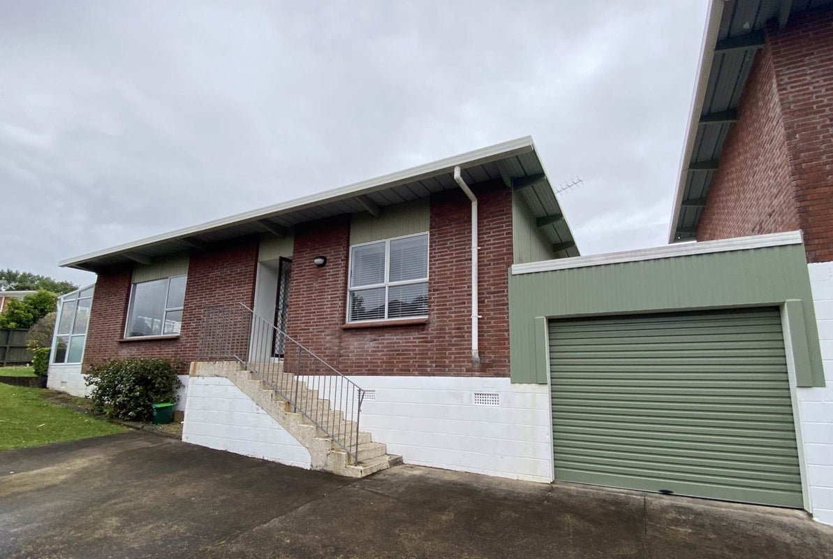 4/1 Richards Avenue, Forrest Hill, Auckland - Carousel 1