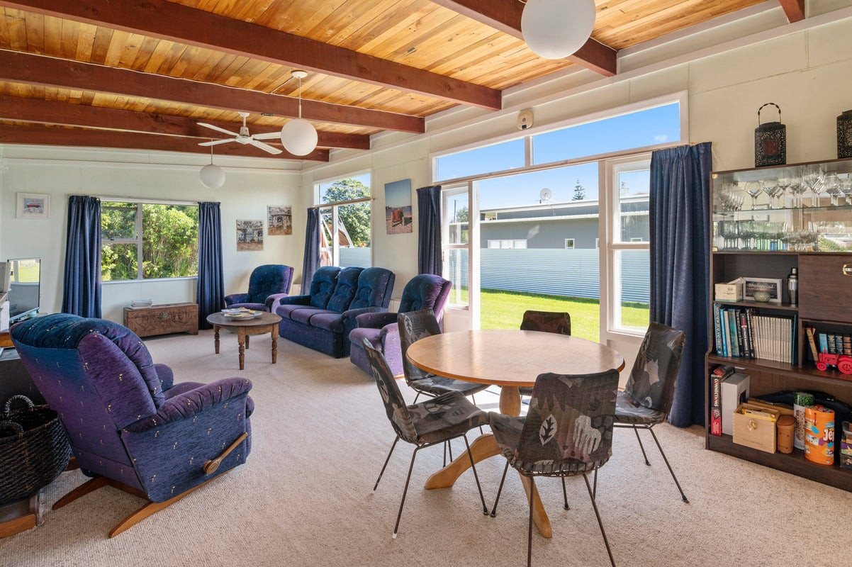 36 Rua Avenue, Waitarere Beach, Levin - Carousel 2