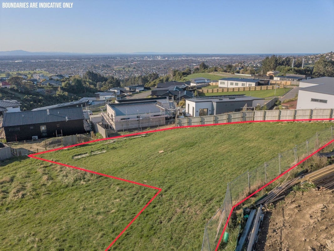 5 Millbeck Place, Westmorland, Christchurch - Carousel 1