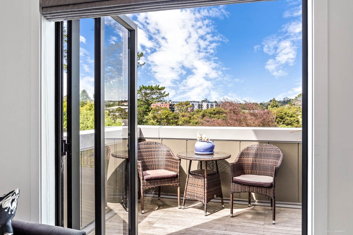 27/17 Georgia Terrace, Albany, Auckland - Carousel 2