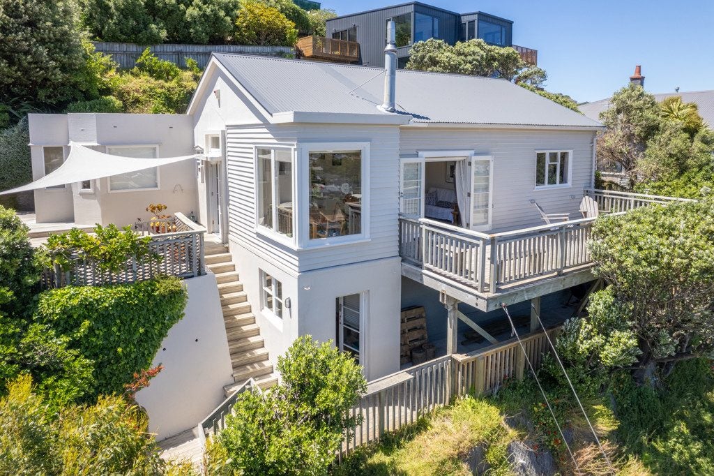 47 Melbourne Road, Island Bay, Wellington, Wellington - Carousel 2