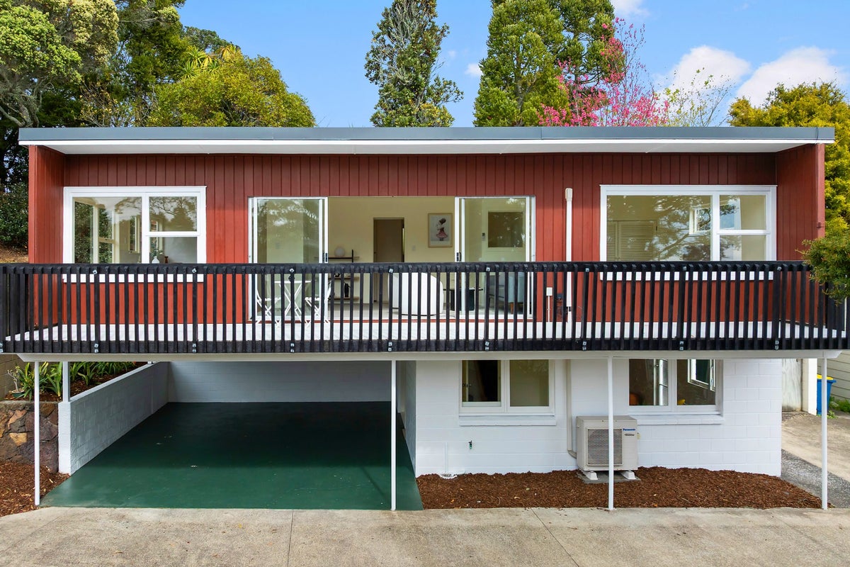 1/1 Nea Place, Hillcrest, North Shore City, Auckland - Carousel 1
