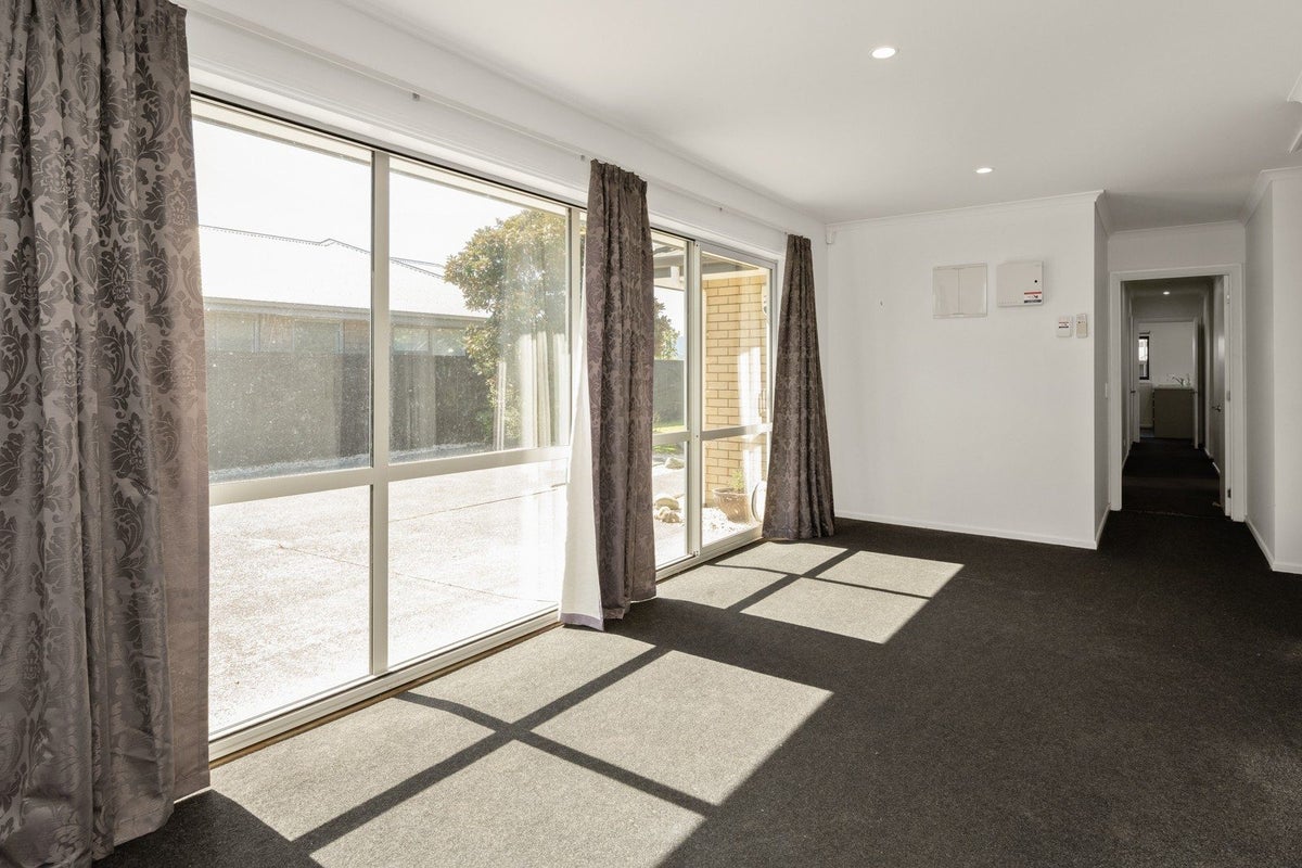 26 Lansdowne Street, Mayfield, Blenheim - Carousel 26