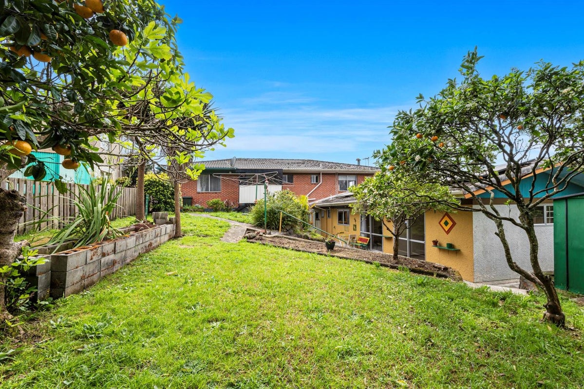 18 Oakland Avenue, Woodhill, Whangarei - Carousel 1