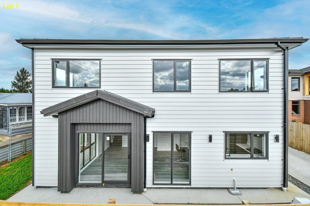 29A Pembroke Street, Papatoetoe, Auckland - Carousel 2