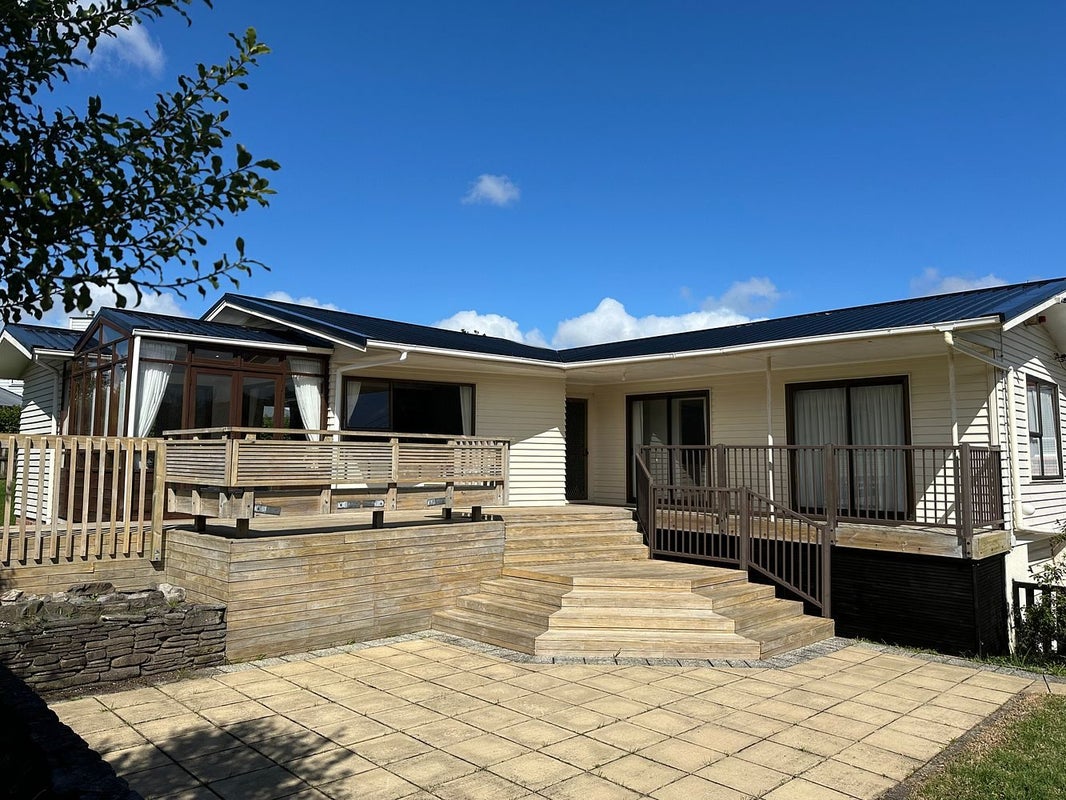57 Kesteven Avenue, Glendowie, Auckland - Carousel 1