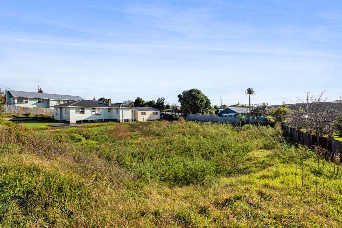 14 Belford Street, Waverley, Dunedin - Carousel 1