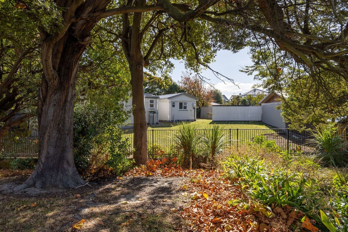 470 Barrington Street, Addington, Christchurch - Carousel 1