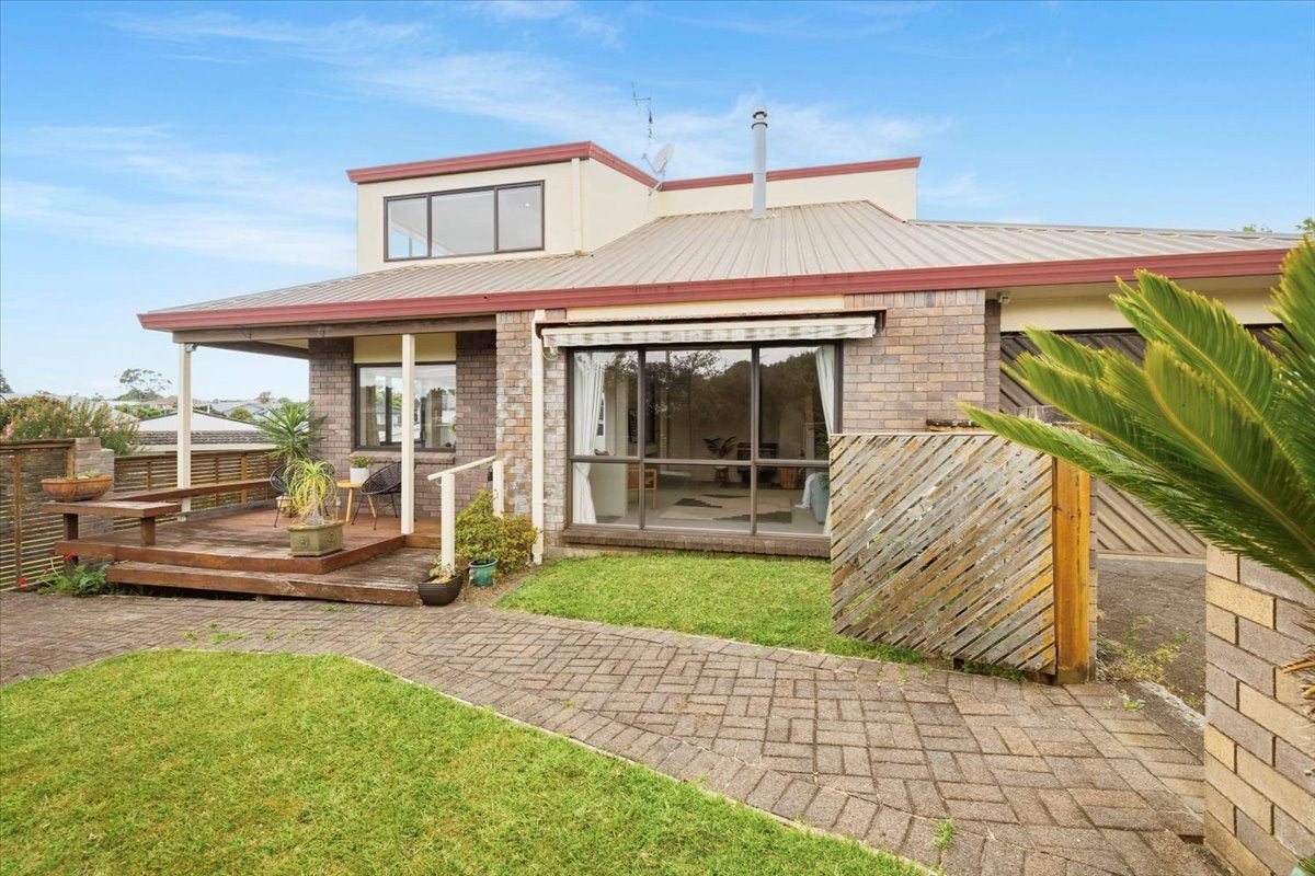 20B Mahoe Street, Matua, Tauranga - Carousel 1