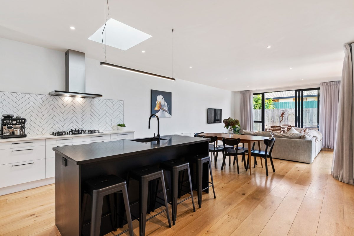 442A West Coast Road, Glen Eden, Auckland - Carousel 2