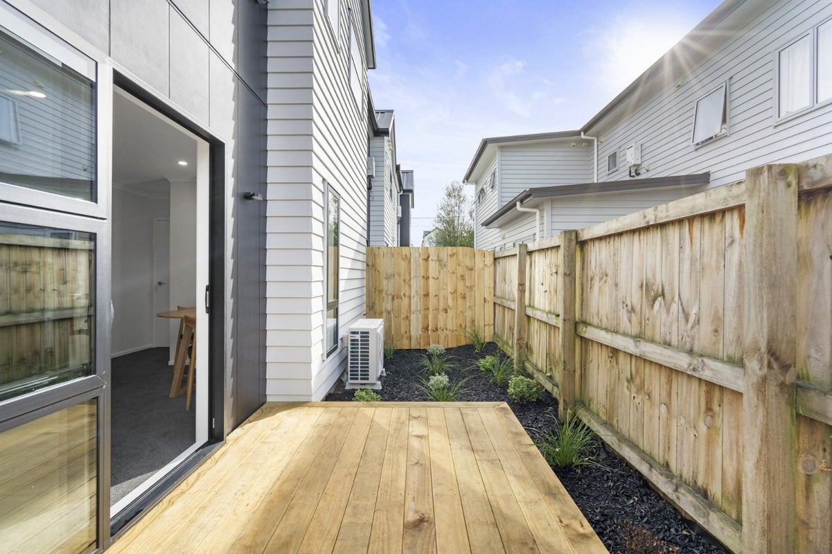 3/61 May Street, Hamilton East, Hamilton - Carousel 19