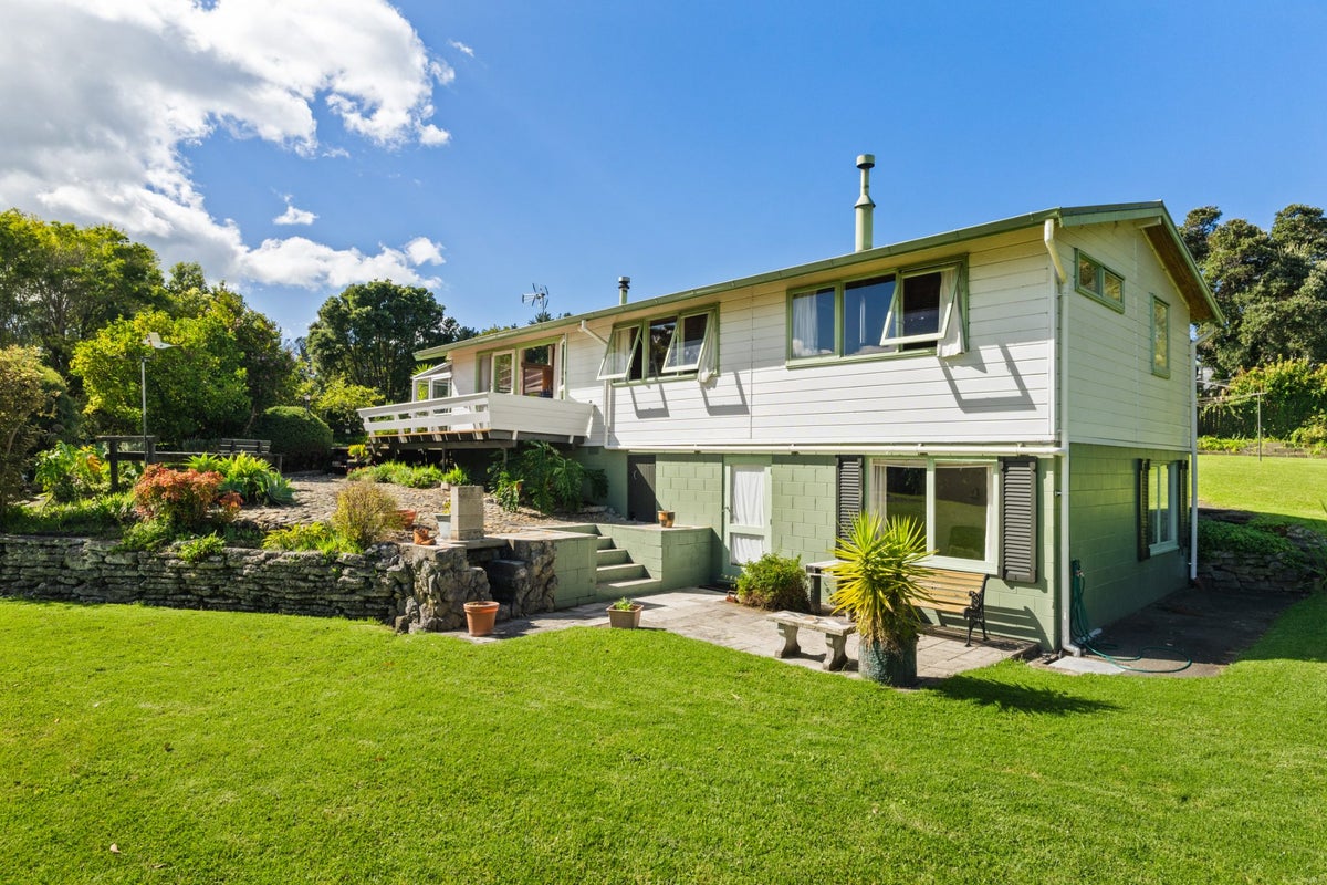 36 Wallis Road, Kaiti, Gisborne - Carousel 2