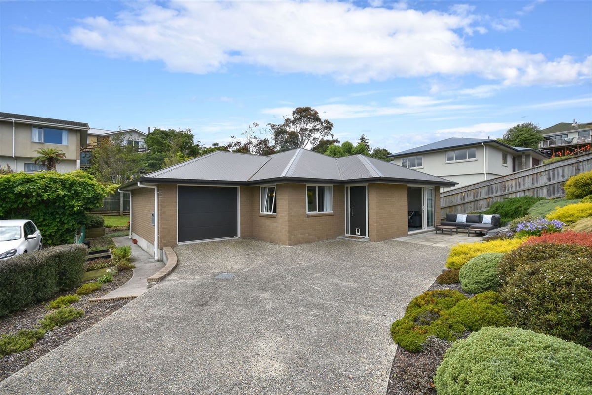 7 Eastbank Street, Waverley, Dunedin - Carousel 2