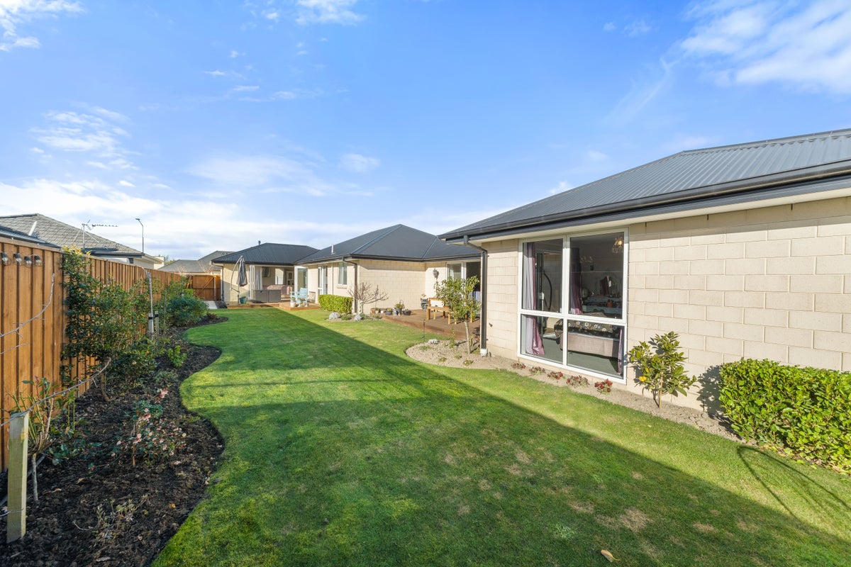 221 Cavendish Road, Casebrook, Christchurch - Carousel 20