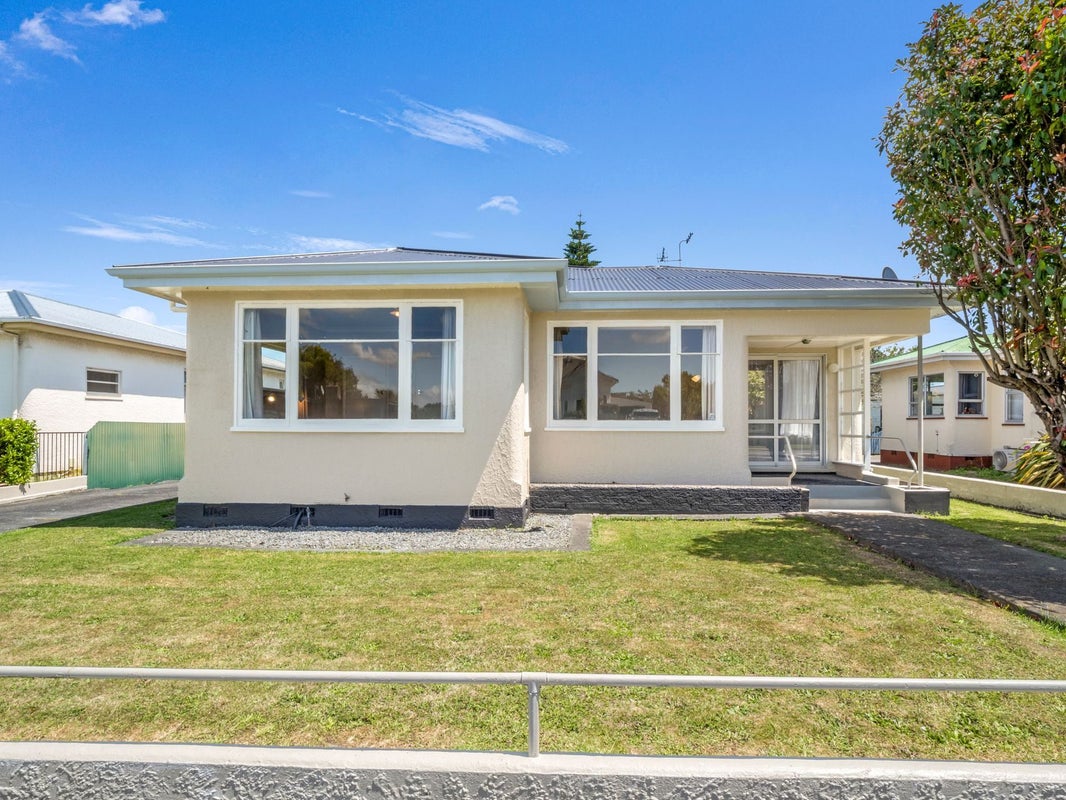 48 Wood Street, Takaro, Palmerston North - Carousel 1