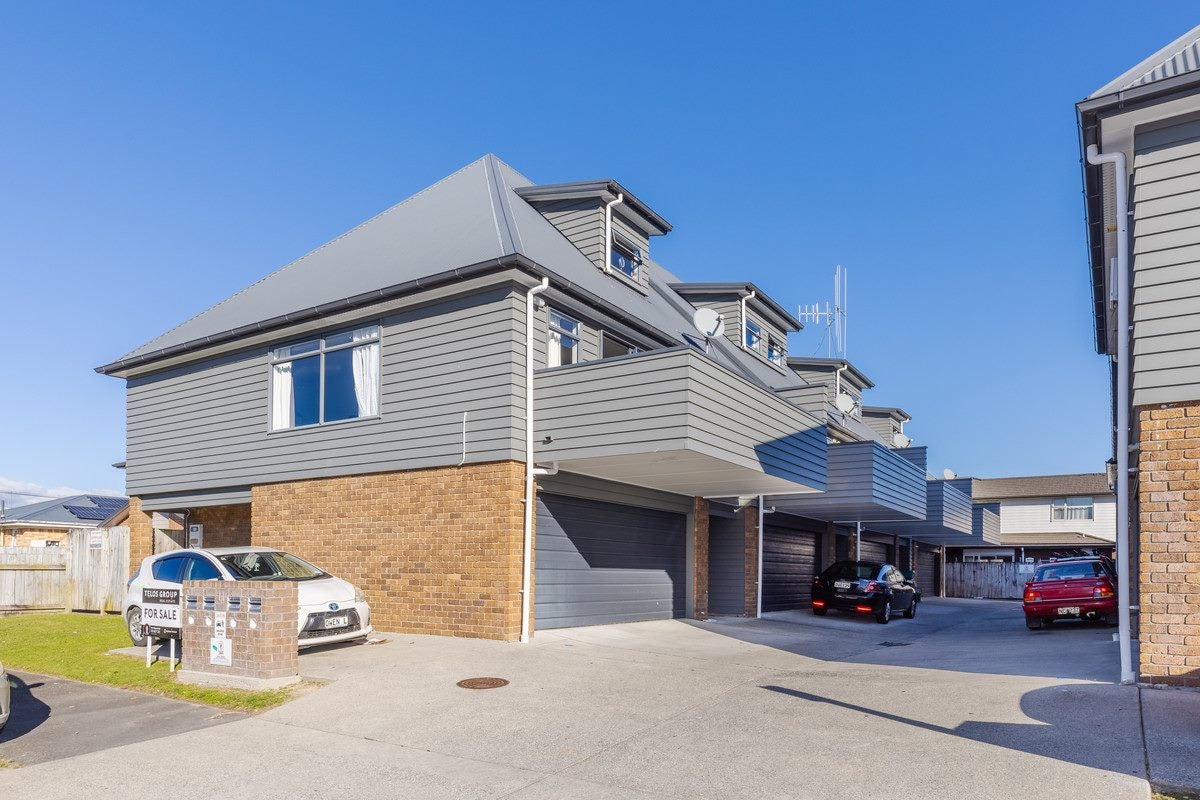 11C Greensboro Street, Hamilton East, Hamilton - Carousel 1