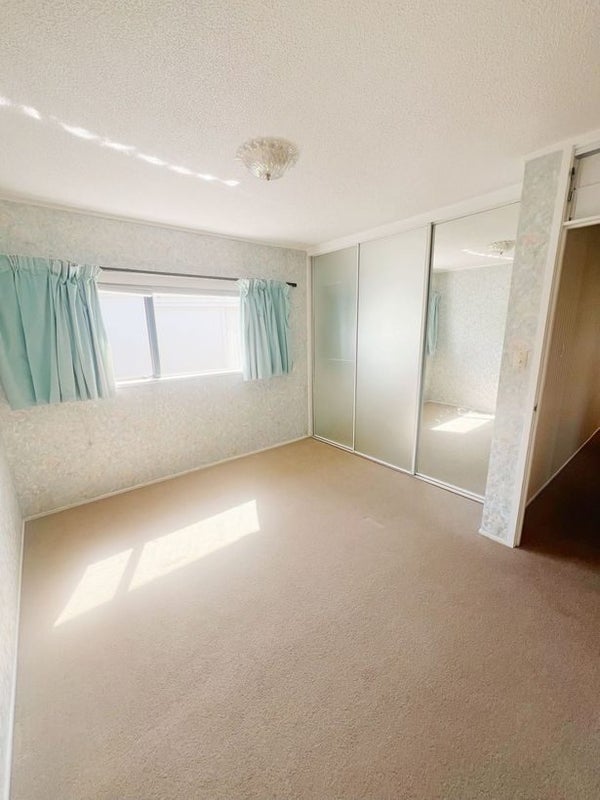 1/21 Karaka Street, Takapuna, Auckland - Carousel 12