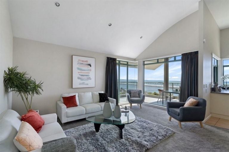 141B Moncks Spur Road, Redcliffs, Christchurch - Carousel 2