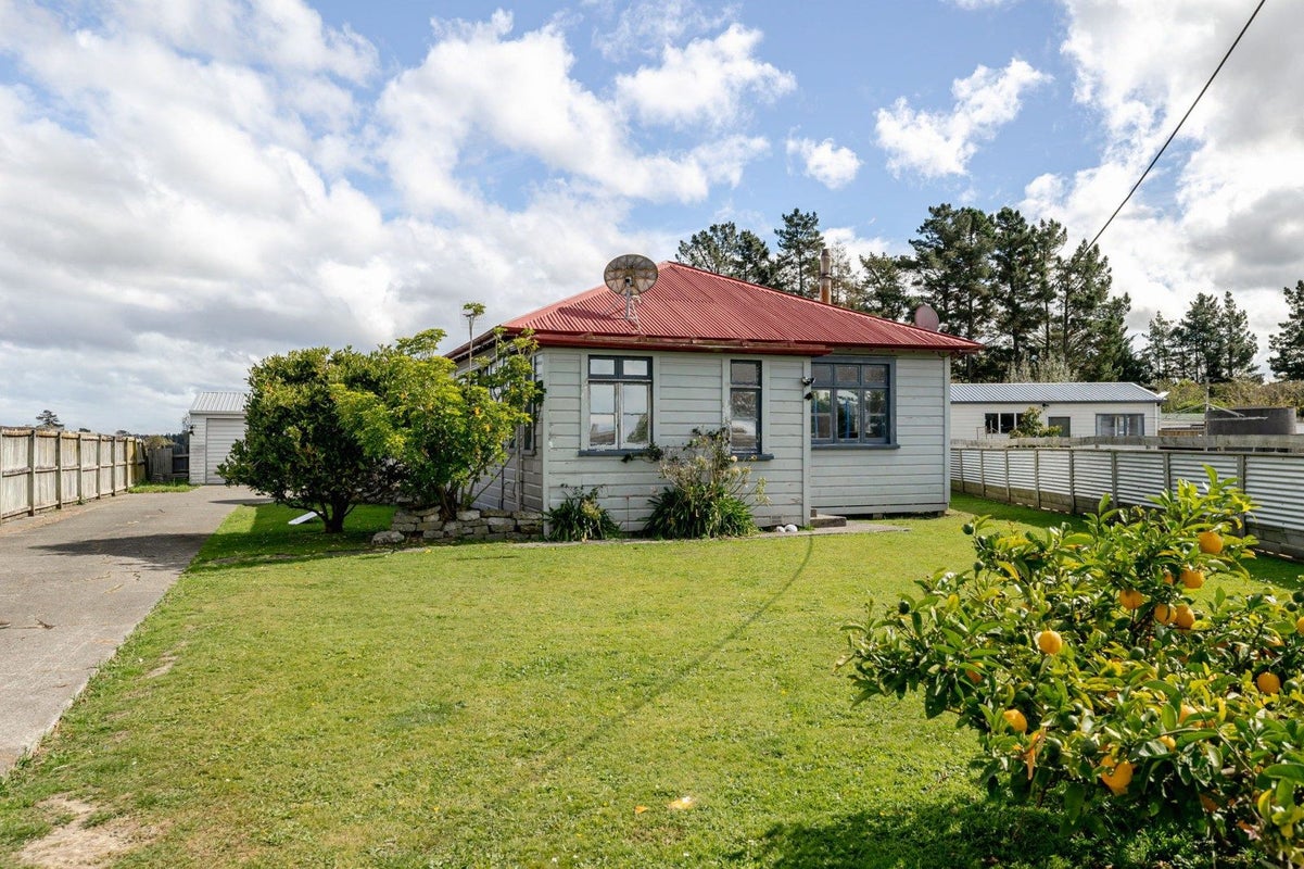875 State Highway 1, Marton, Marton - Carousel 1