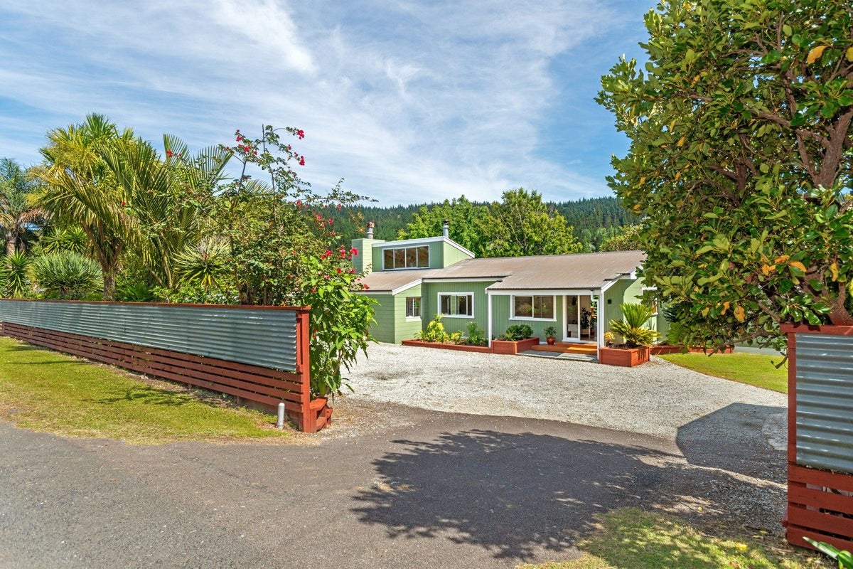 210 Darwin Road, Outer Kaiti, Gisborne - Carousel 1