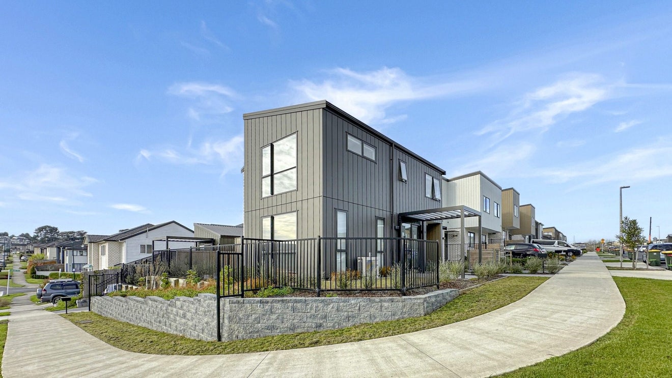 20 Kilcadden Drive, Flat Bush, Auckland - Carousel 21