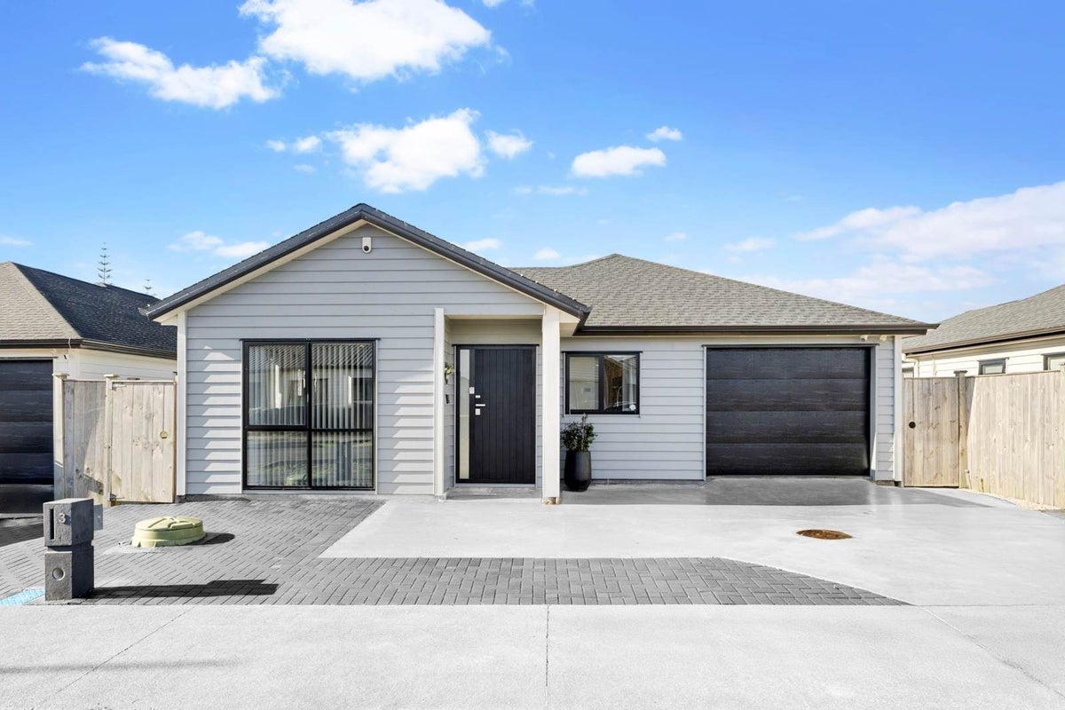 3 Toropapa Close, Takanini, Papakura, Auckland - Carousel 1