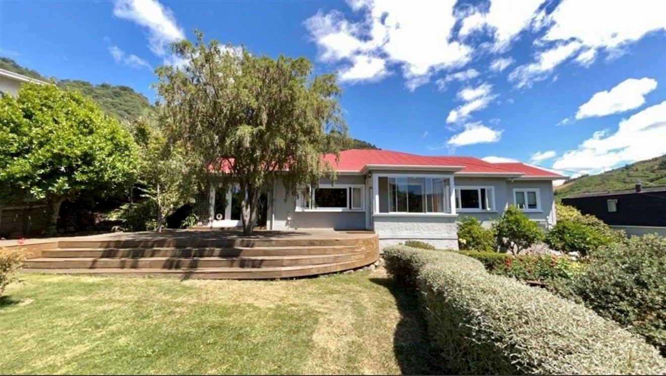 54 Durham Street, Picton, Picton - Carousel 1