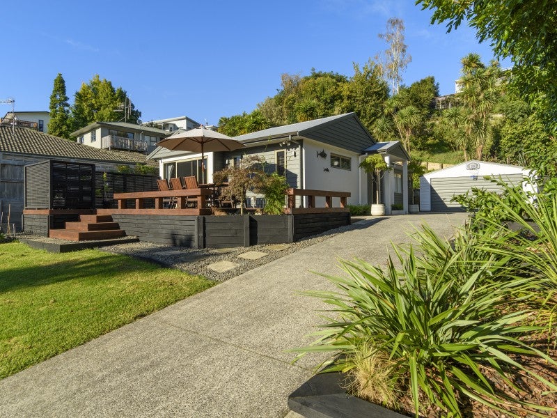 9 Twickenham Court, Bethlehem, Tauranga - Carousel 1
