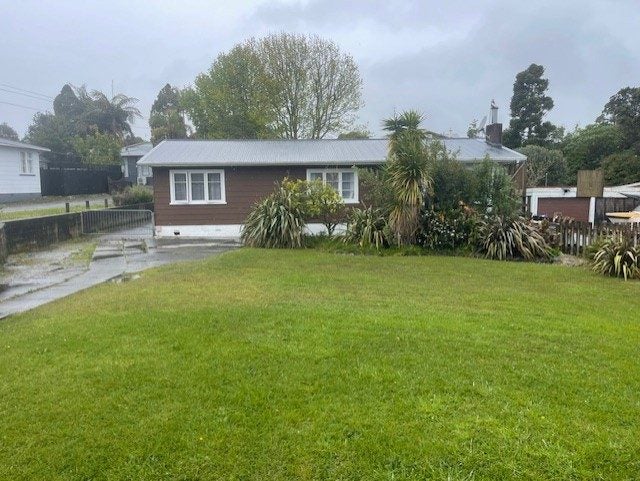 11 Kauri Street, Dargaville - Carousel 1
