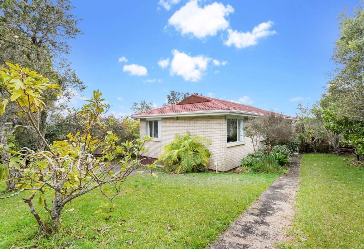 34 Terra Nova Street, Glen Eden, Auckland - Carousel 2