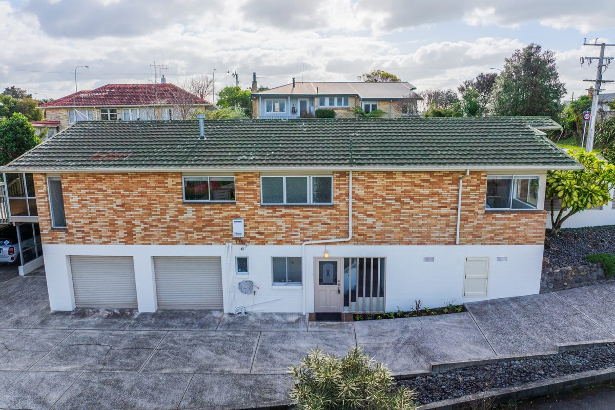 115 Howell Avenue, Riverlea, Hamilton - Carousel 2