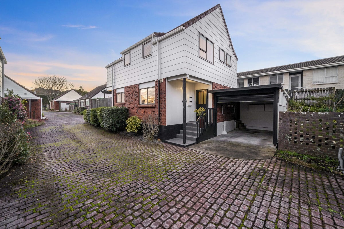 62C Wellington Street, Howick, Auckland - Carousel 8