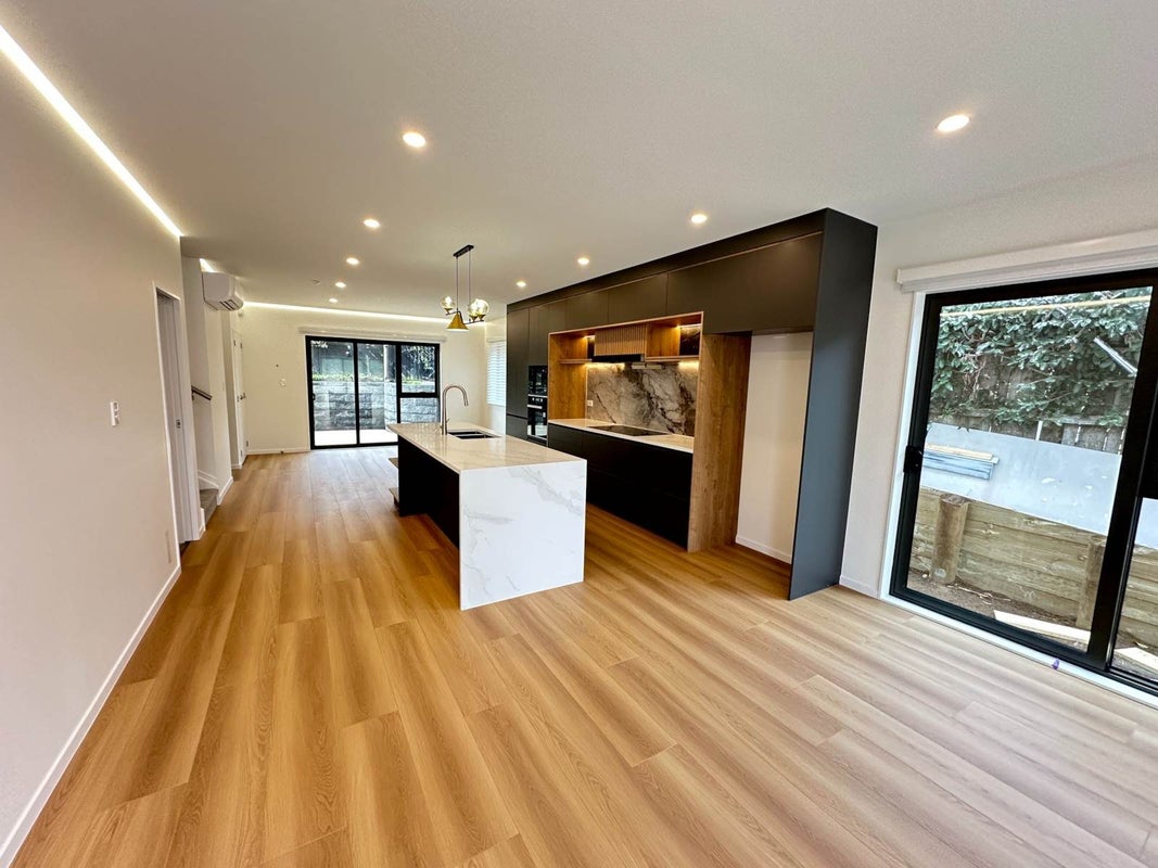 48C Loloma Drive, Half Moon Bay, Auckland - Carousel 2
