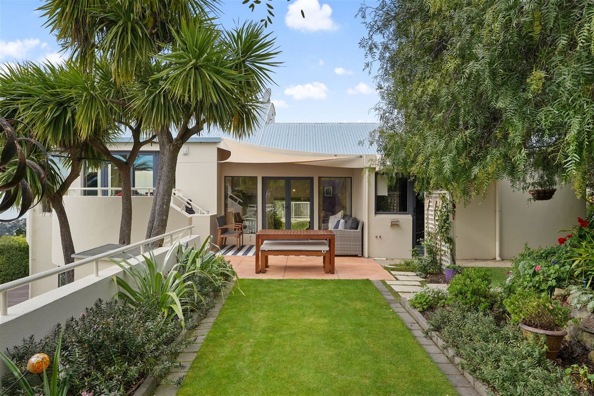 3 Gardenhill Lane, Redcliffs, Christchurch - Carousel 2