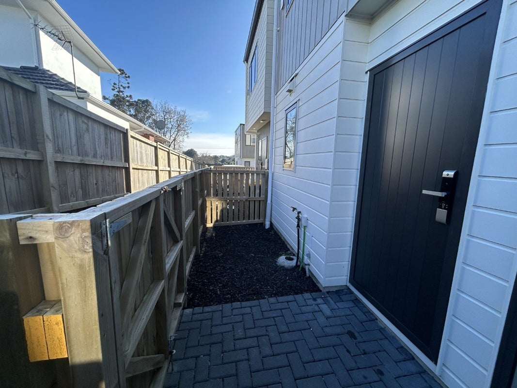 6/39 Renata Crescent, Te Atatu Peninsula, Auckland - Carousel 19