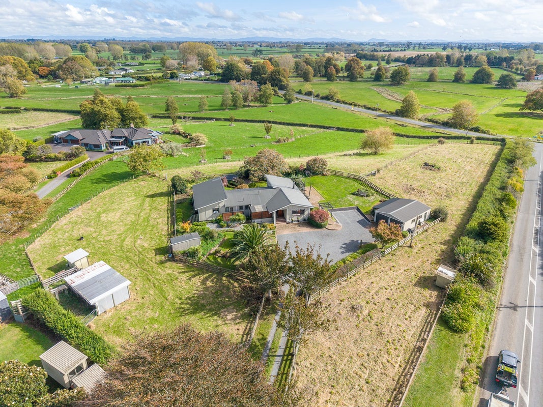1183A Victoria Road, Tauwhare, Hamilton - Carousel 1