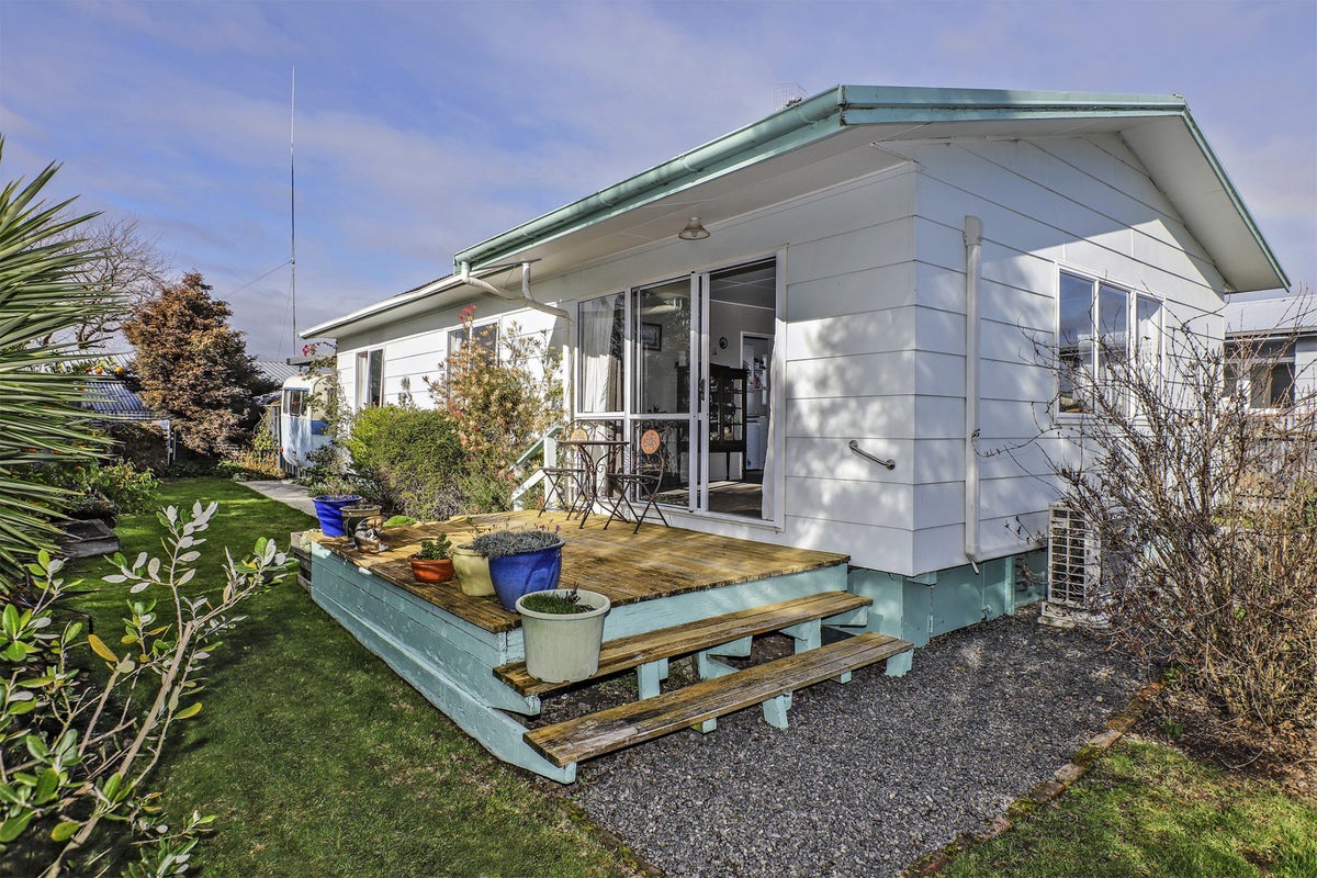 14B Holmes Place, Flaxmere, Hastings - Carousel 1