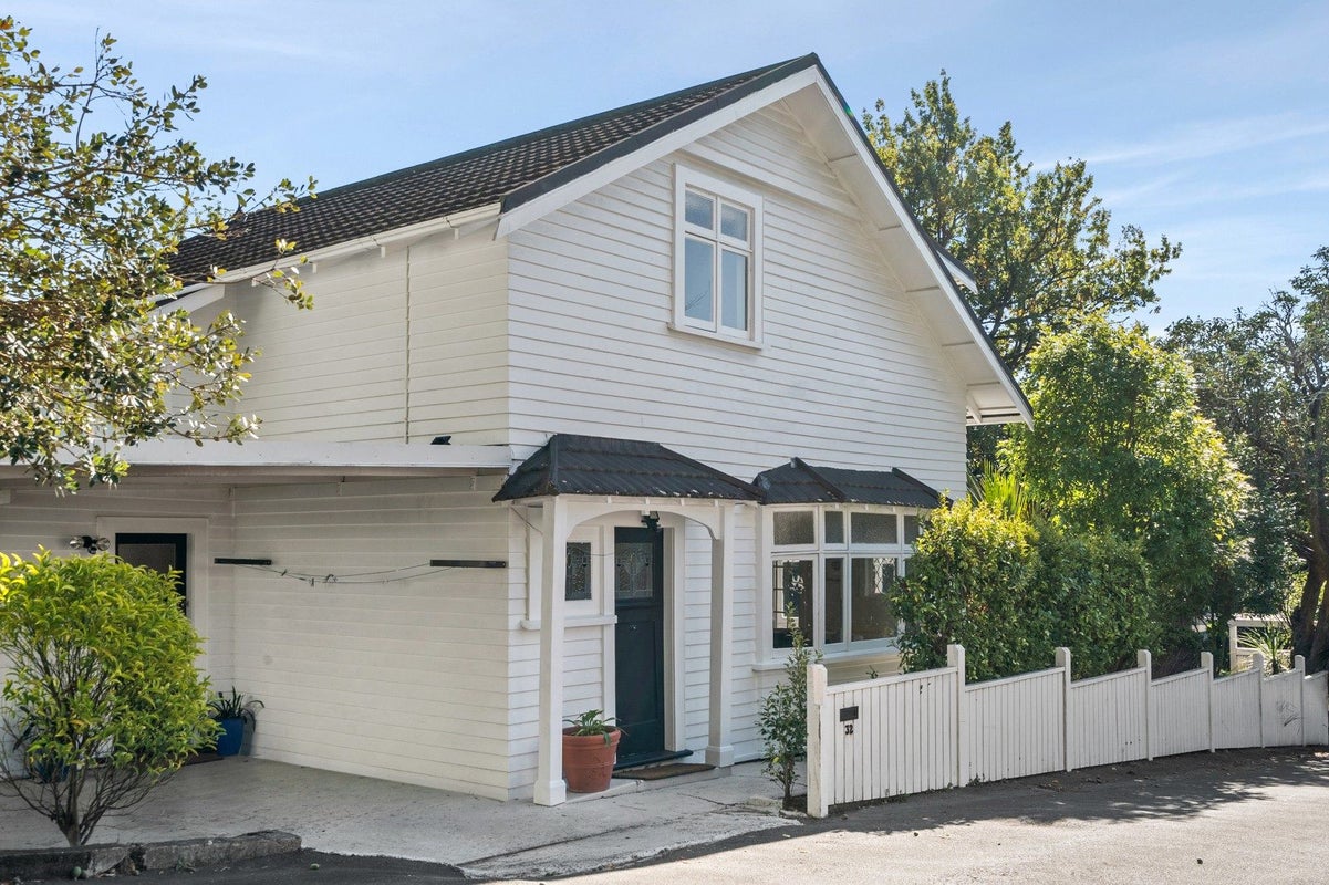 32 Brougham Street, Nelson South, Nelson - Carousel 1