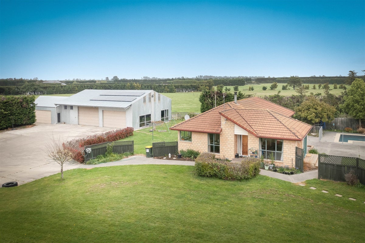 223 Finlays Road, Christchurch - Carousel 2