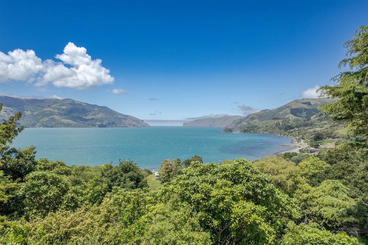 8 WHAREORA TERRACE, Wainui , French Farm - Carousel 1