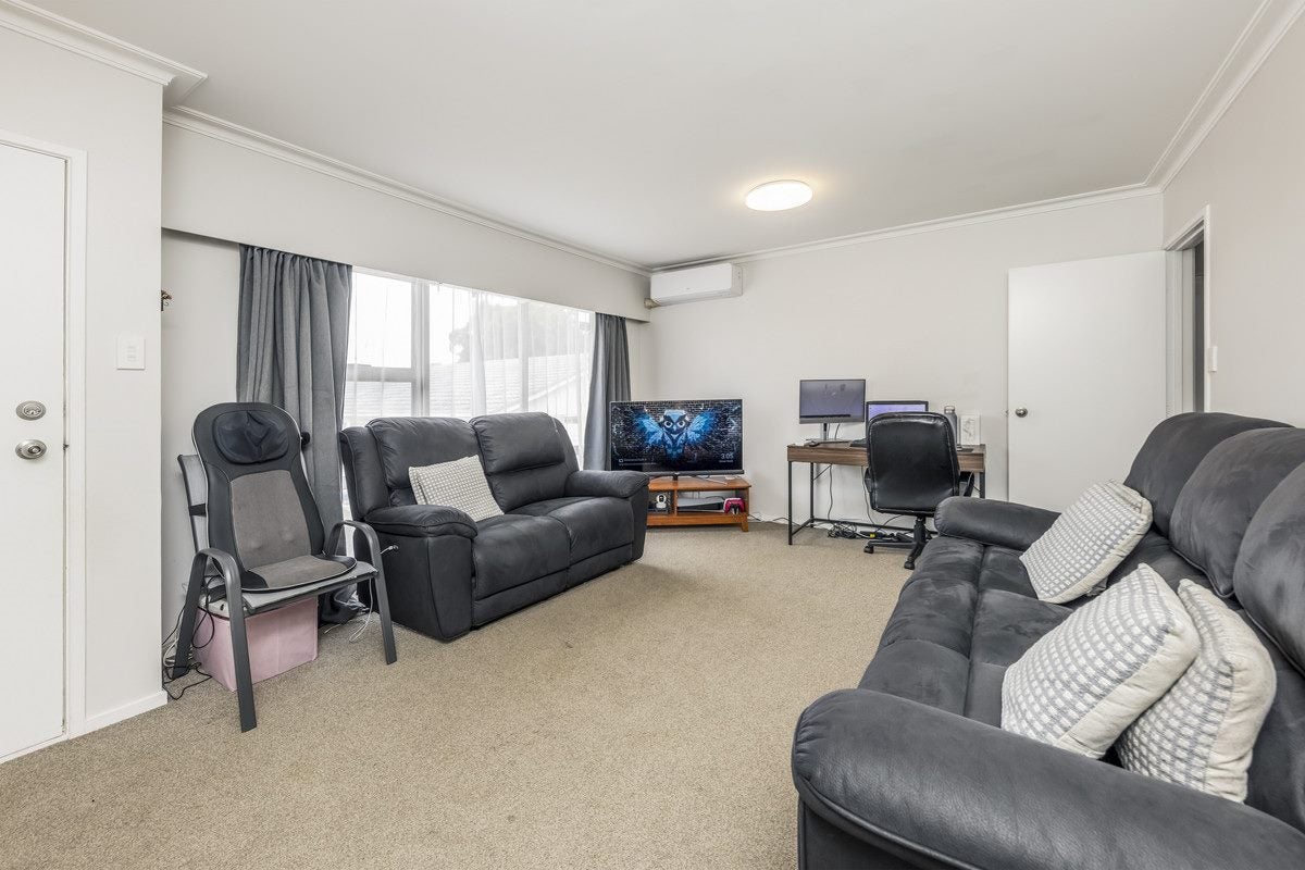 2/95 Panama Road, Mount Wellington, Auckland - Carousel 1