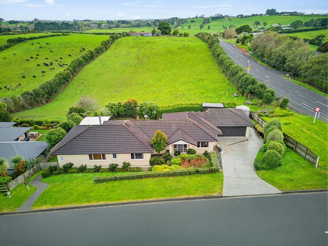 2 Northvale Place, Pukekohe, Pukekohe - Carousel 1