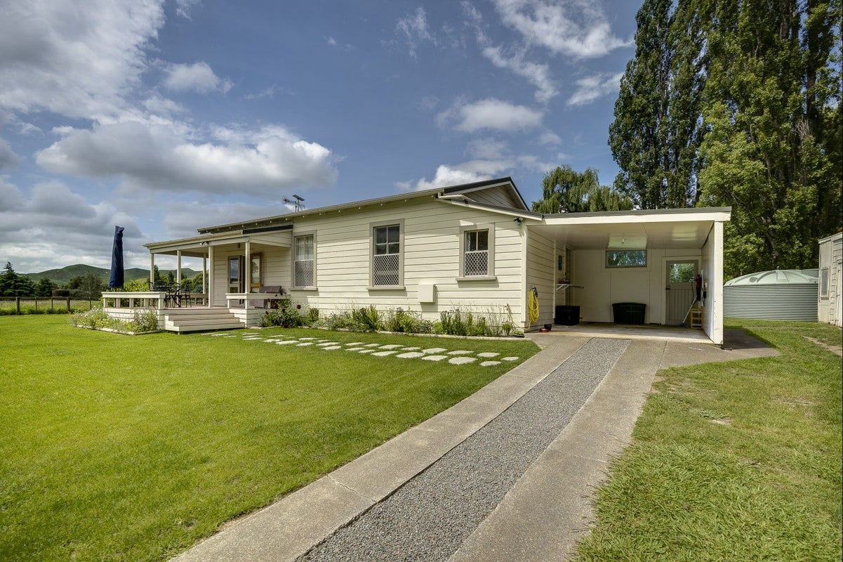 1519 Raukawa Road, Raukawa, Hastings - Carousel 1