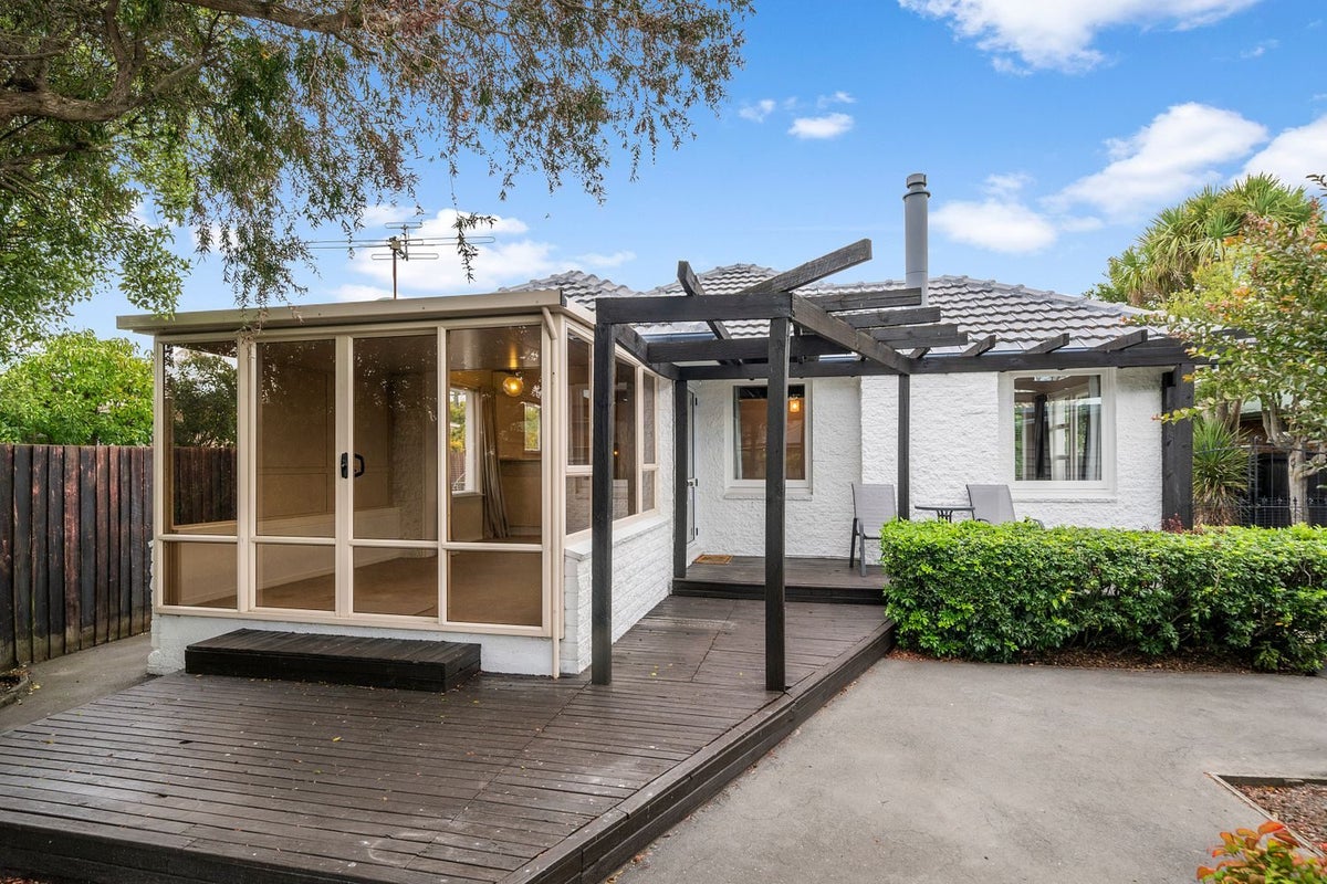 77 Farquhars Road, Redwood, Christchurch - Carousel 2