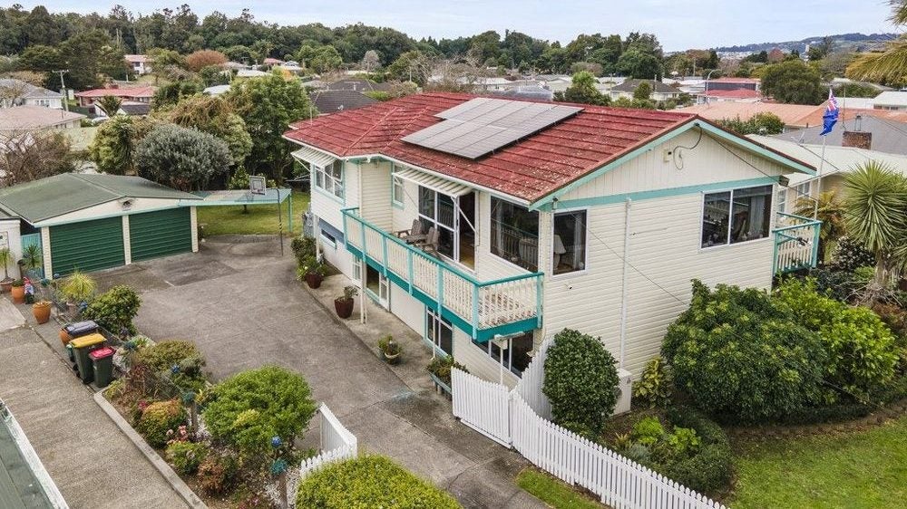 17 Royston Street, Rosehill, Papakura - Carousel 1