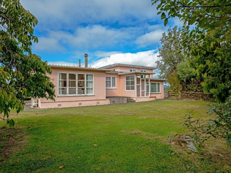 478 Napier Road, Whakarongo, Palmerston North - Carousel 1