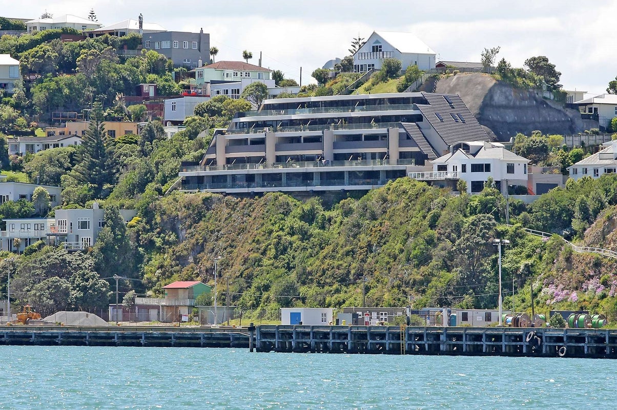 21/61 Maupuia Road, Maupuia, Wellington - Carousel 2