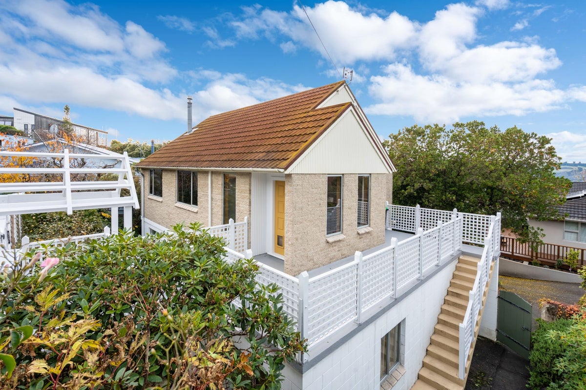 24 Pollock Street, Maori Hill, Dunedin - Carousel 19