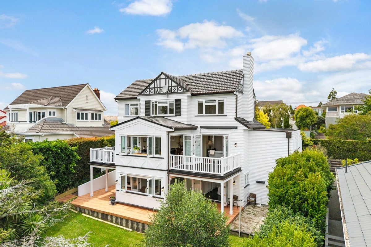 20 Palmer Crescent, Mission Bay, Auckland - Carousel 2