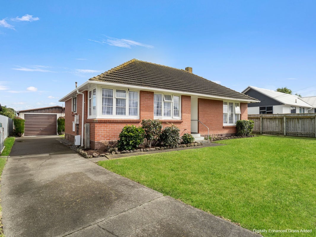 20 Armstrong Place, Gonville, Whanganui - Carousel 1